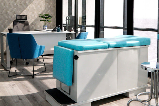 Slider image (2) Dra. Fatima de la Garza - Urologist